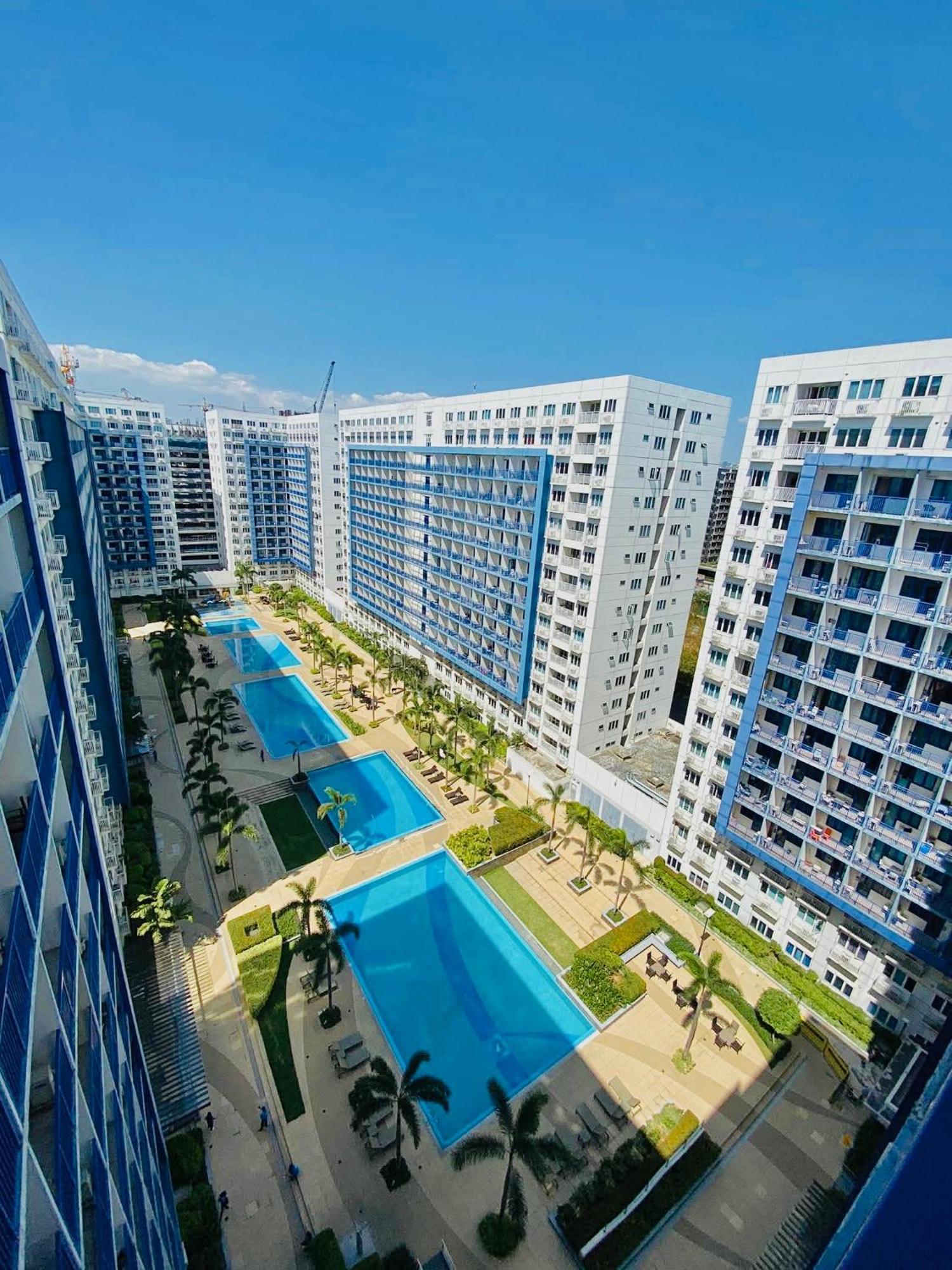 Sea Residences Moa Complex - Ruffa's Condotel Apartment *